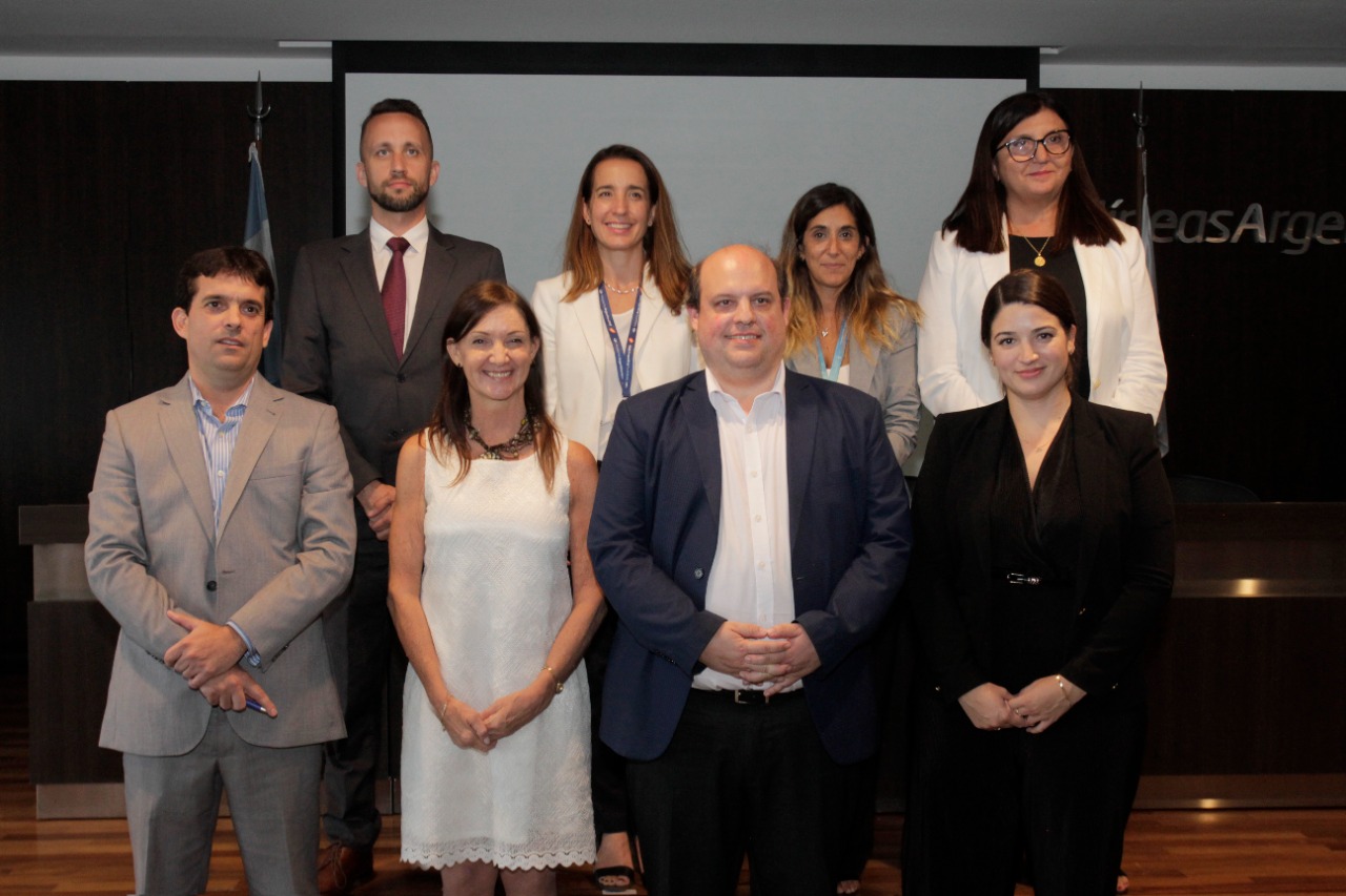 DÍA DE LA MUJER AERONÁUTICA CONSTRUYENDO ALIANZAS SIN ESCALAS QUE