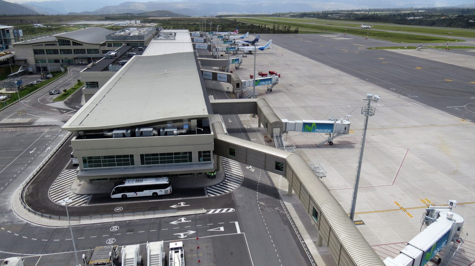 AeropuertoInternacionalMariscalSucredeQuitoTababelaEcuador
